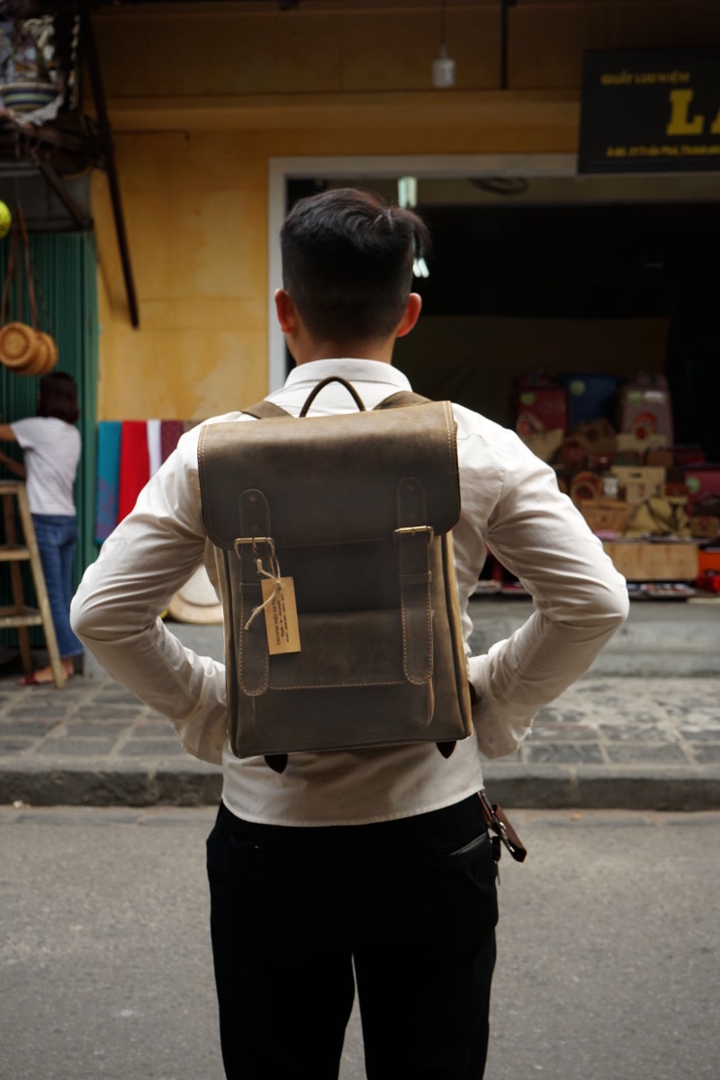 The history of the backpack » Da Bao Real Leather